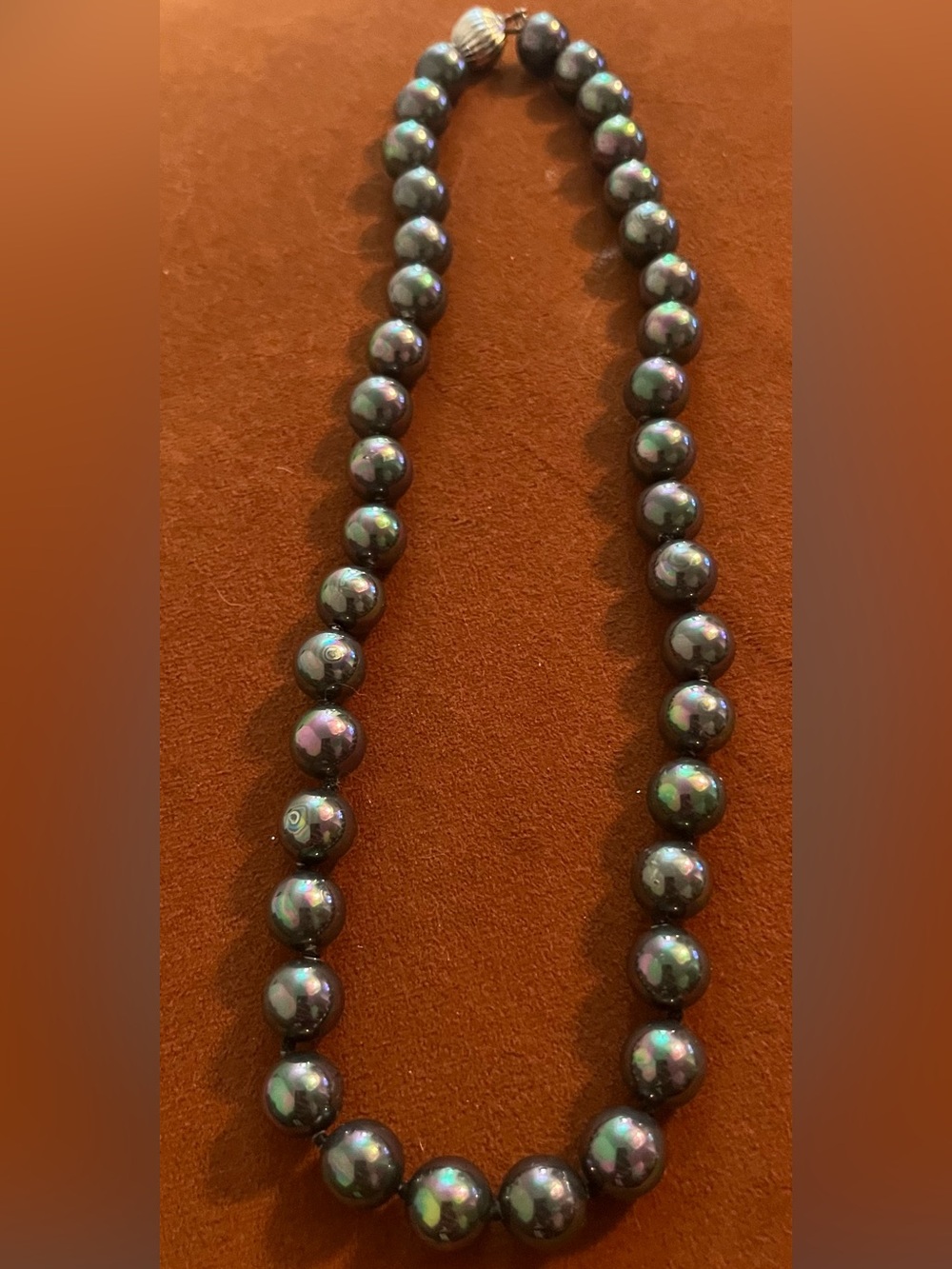 Iridescent Black Pearl Necklace - Elegant Women’s Jewelry